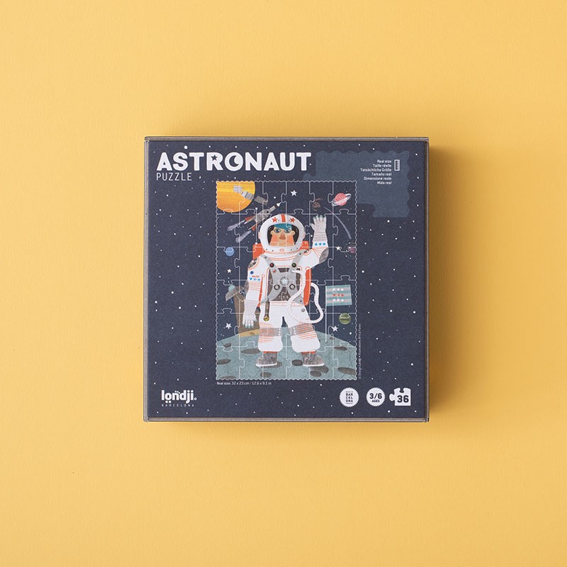 un astronauta en el espacio